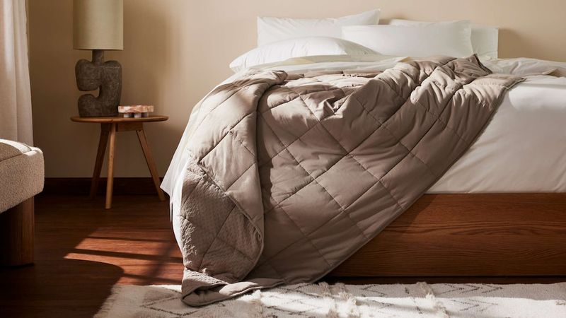 Comfort-Scent Infused Weighted Blanket