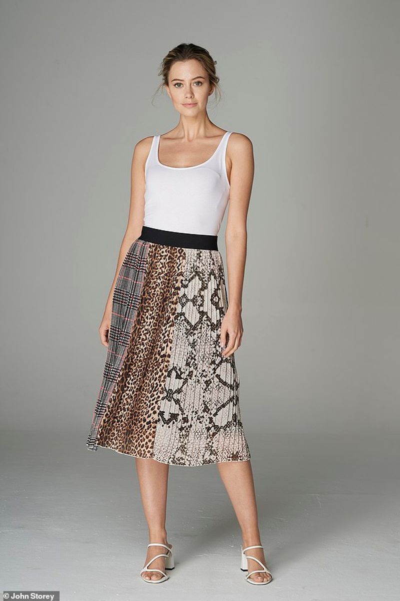 Frumpy Mid-Calf Skirts Create Awkward Proportions