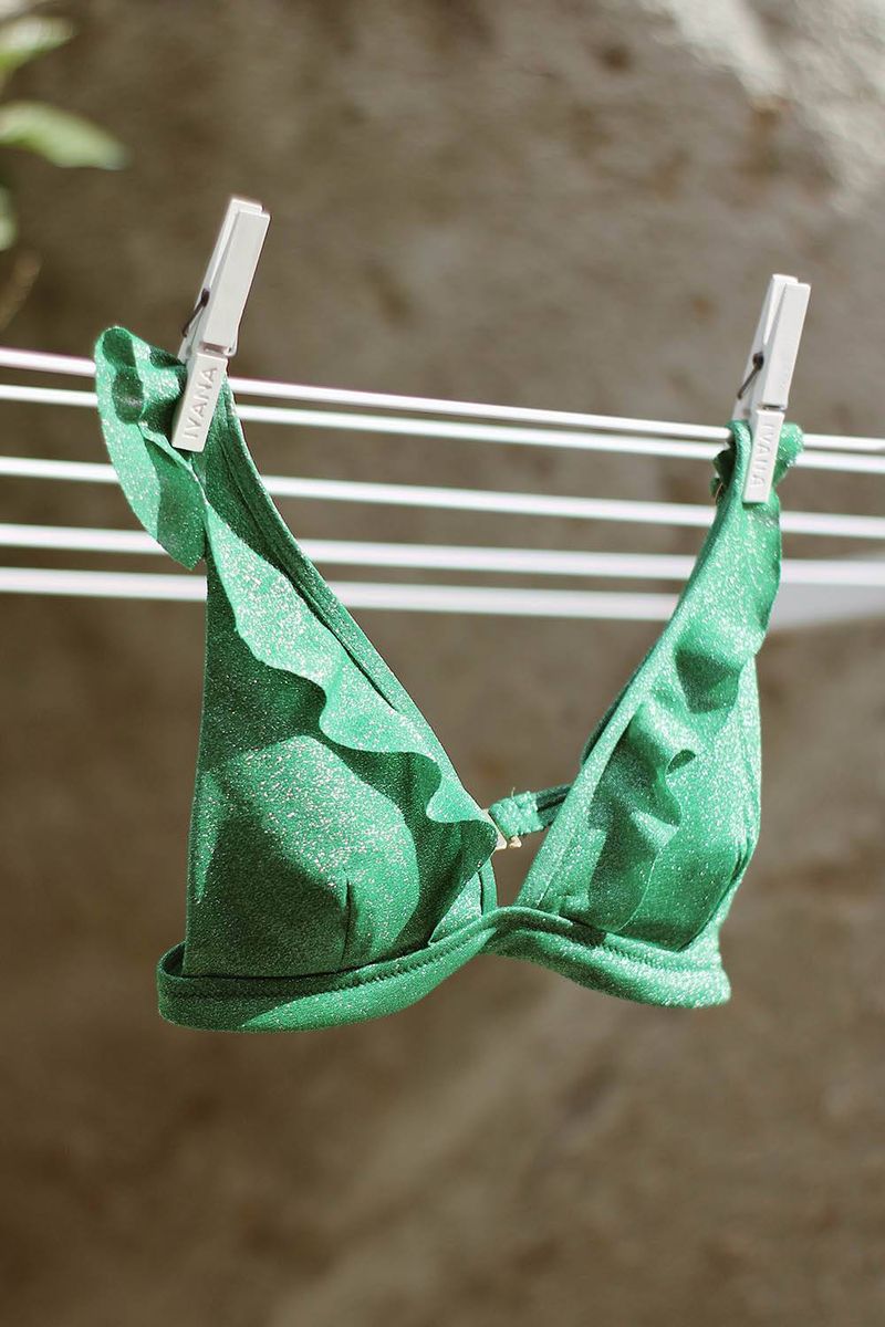 Worn-Out Bras With Shot Elastic