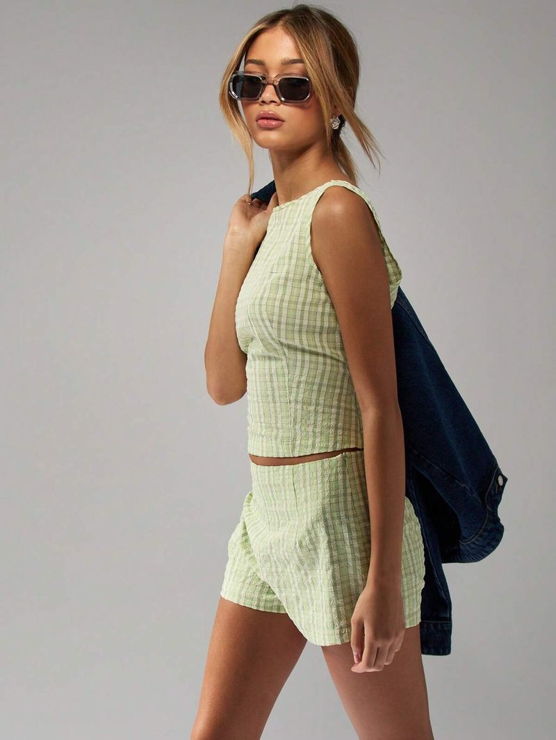 Retro-Inspired Matching Set