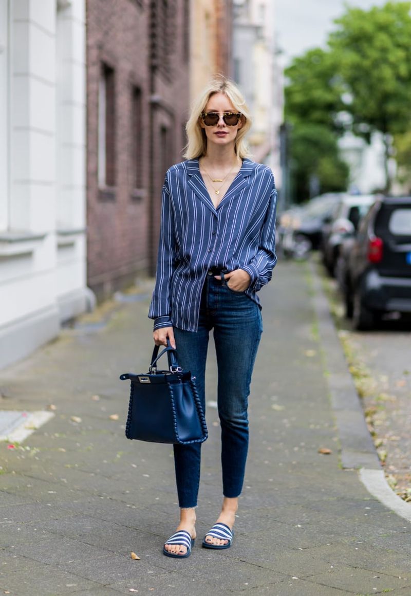 Perfect The Half-Tuck For Balanced Proportions
