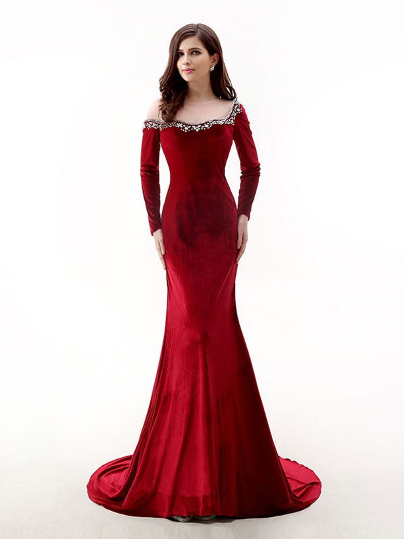 Crimson Velvet Symphony