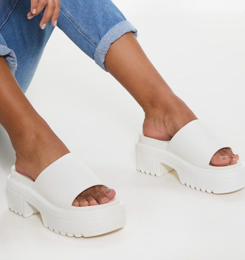 Extreme Flatforms