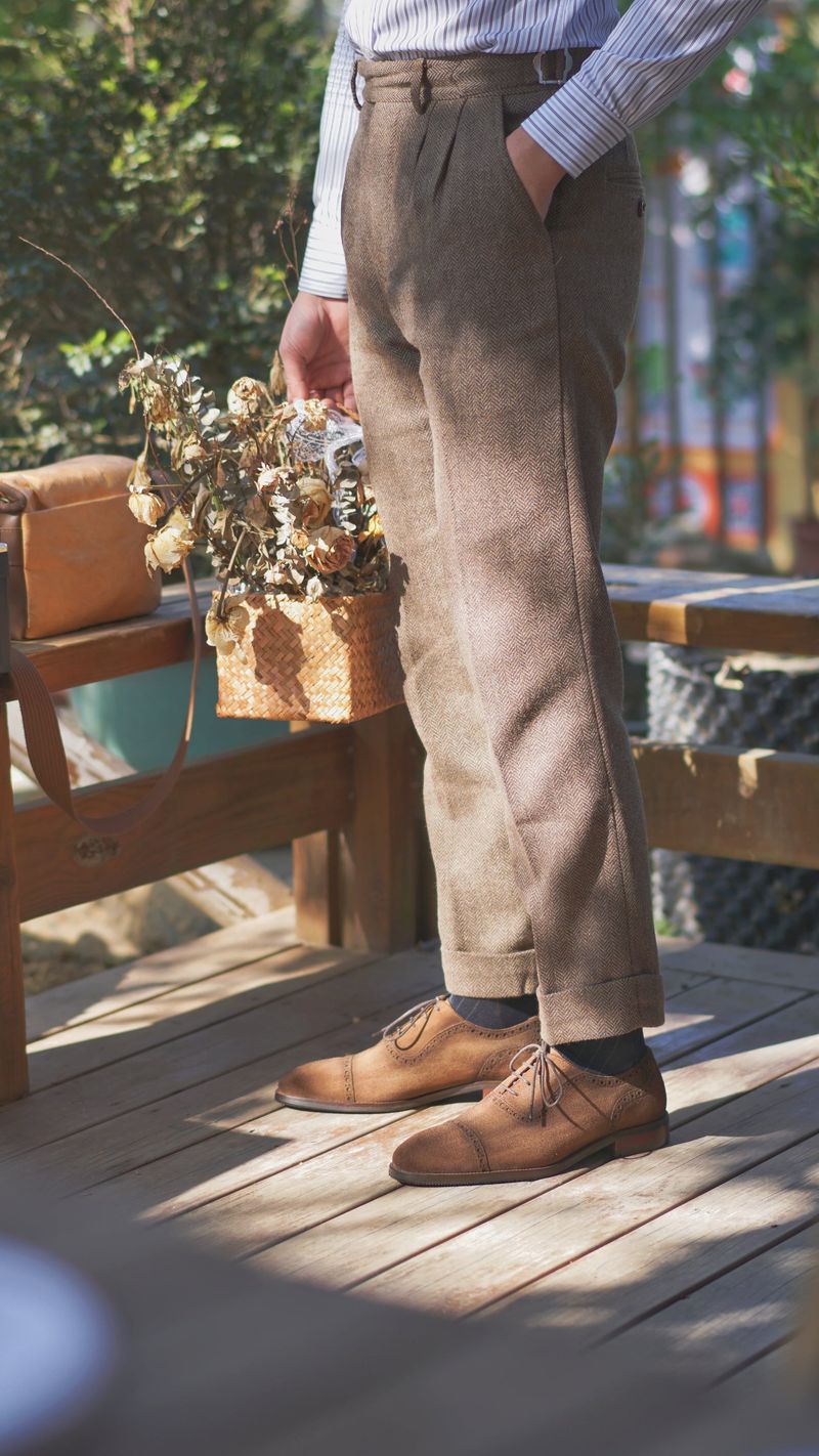 Brogues with Corduroy Pants