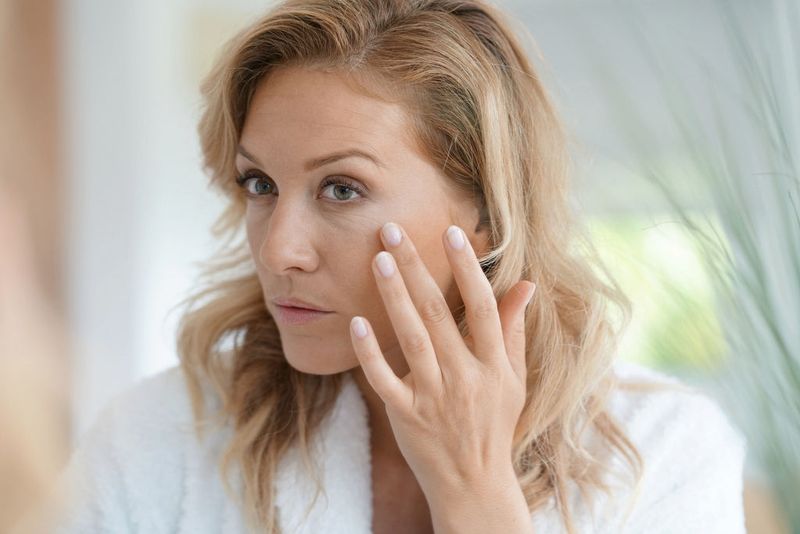 Anti-Aging Products Can Replace Sunscreen