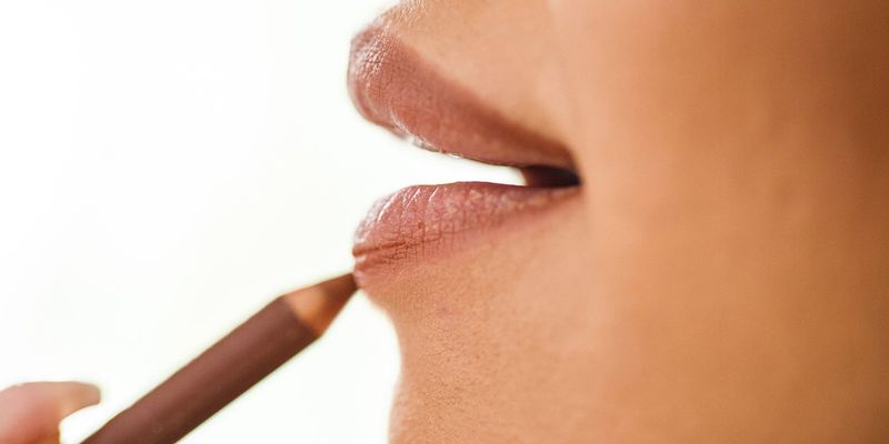 Lining Lips in a Darker Shade