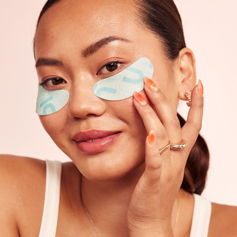 Rejuvenating Under-Eye Patches