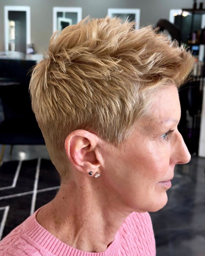 Razored Pixie with Texture
