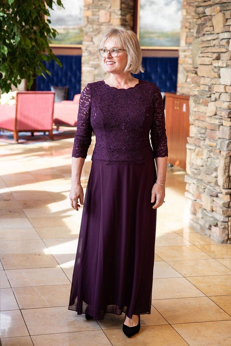 Three-Quarter Sleeve Dresses for Arm Flattery