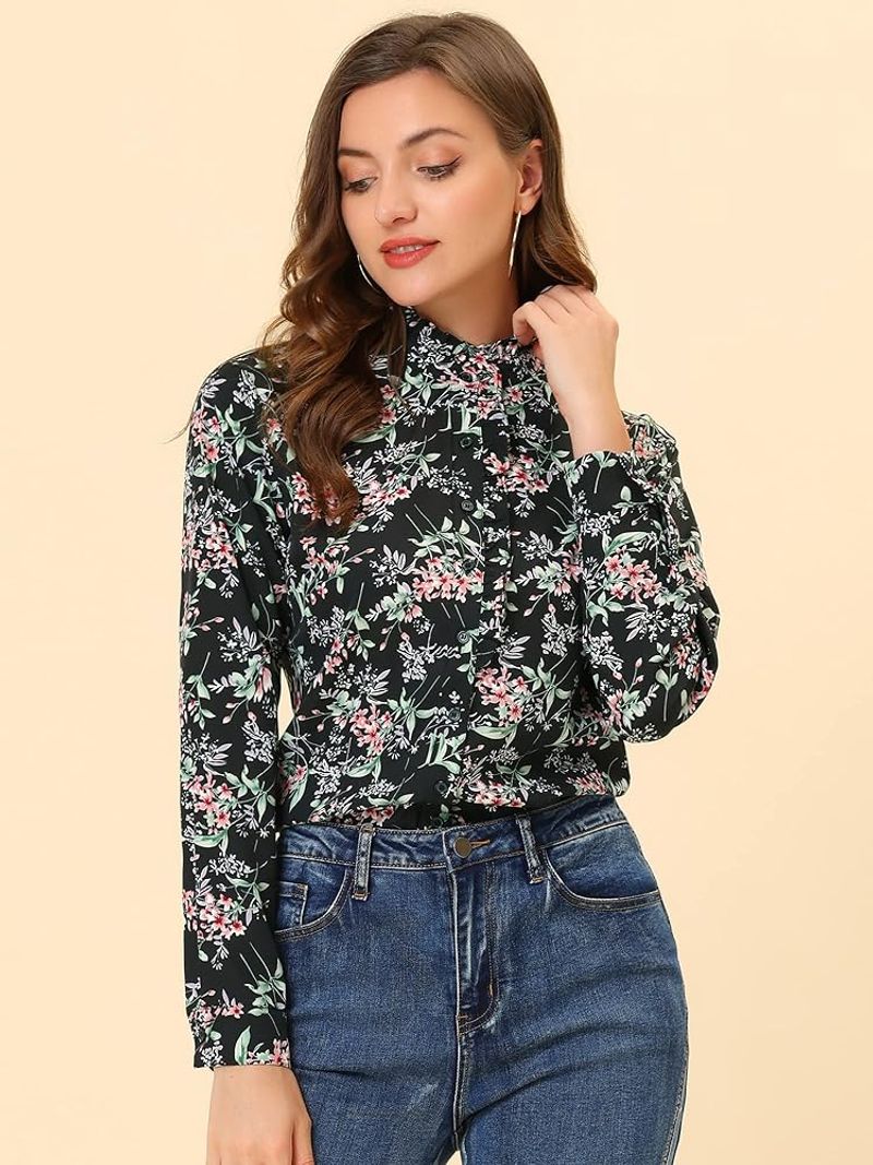 Feminine Blouse Contrast
