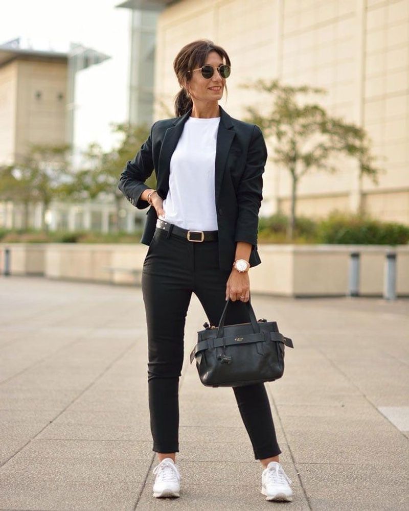 Monochromatic Moment