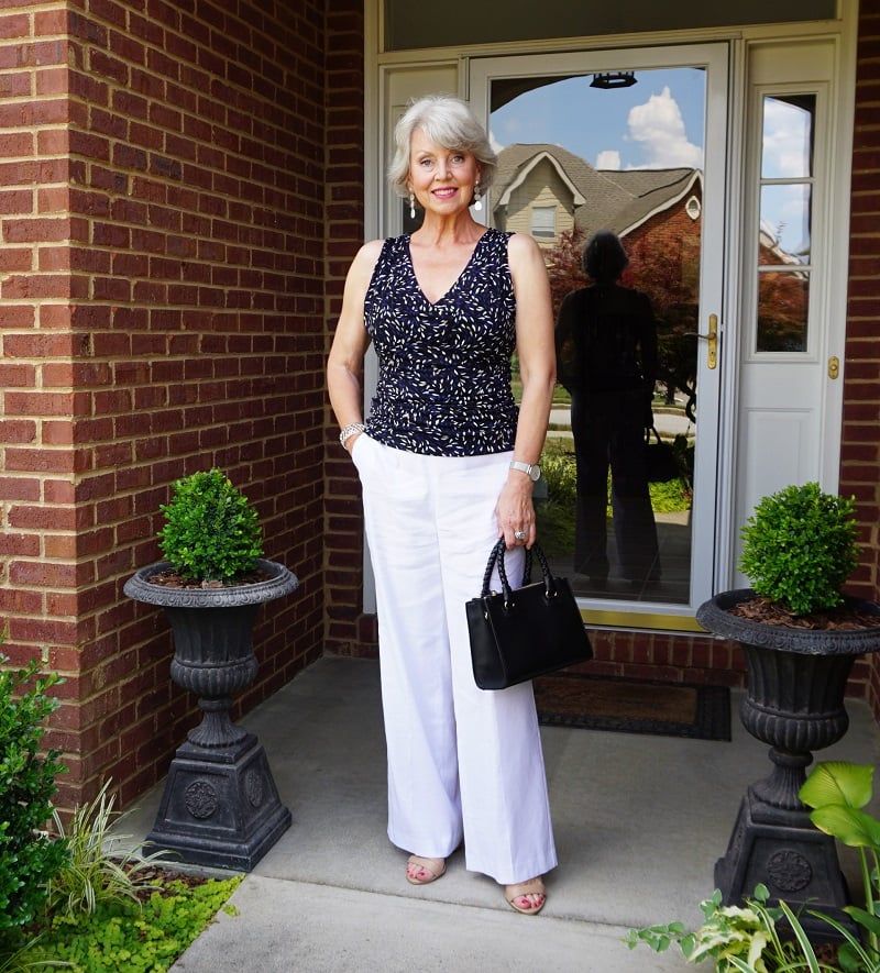 Wide-Leg Linen Pants
