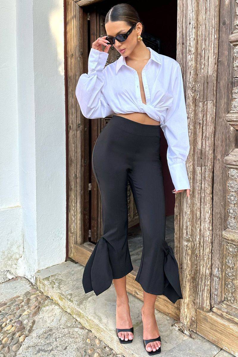 High-Waisted Stretch Capris