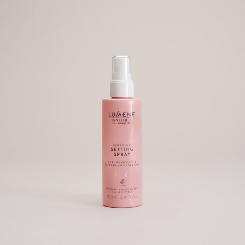 Illuminating Setting Spray