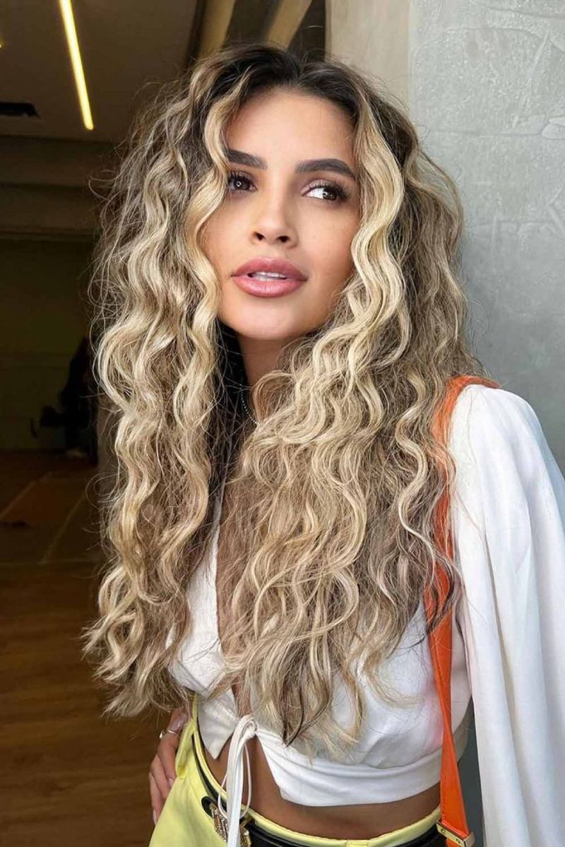 Scandi Waves