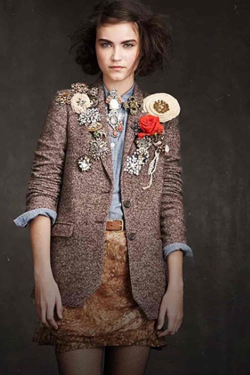 Artistic Brooch