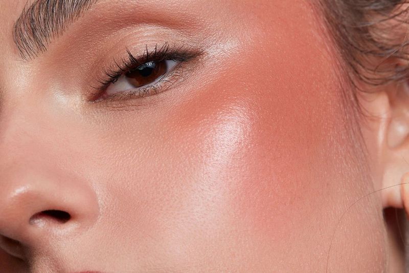 Matte Makeup Gets Glossed Over