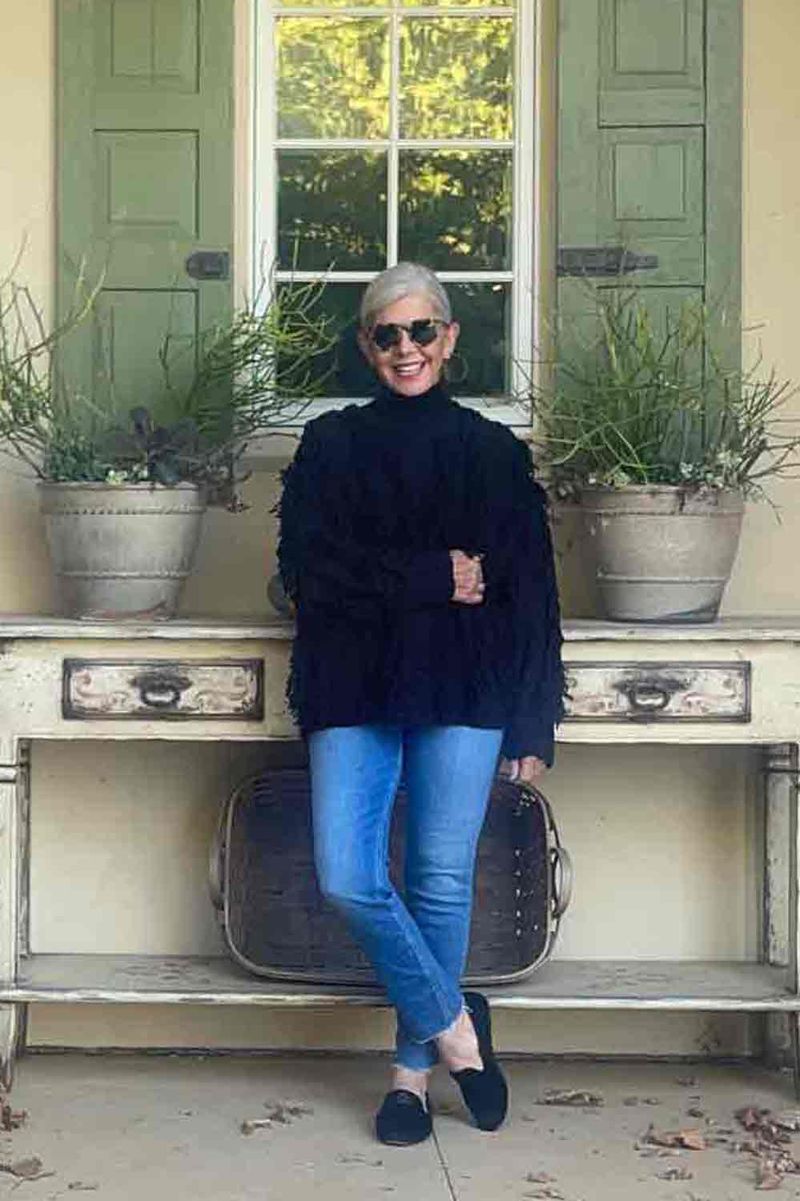 Oversized Cashmere Poncho with Slim Jeans