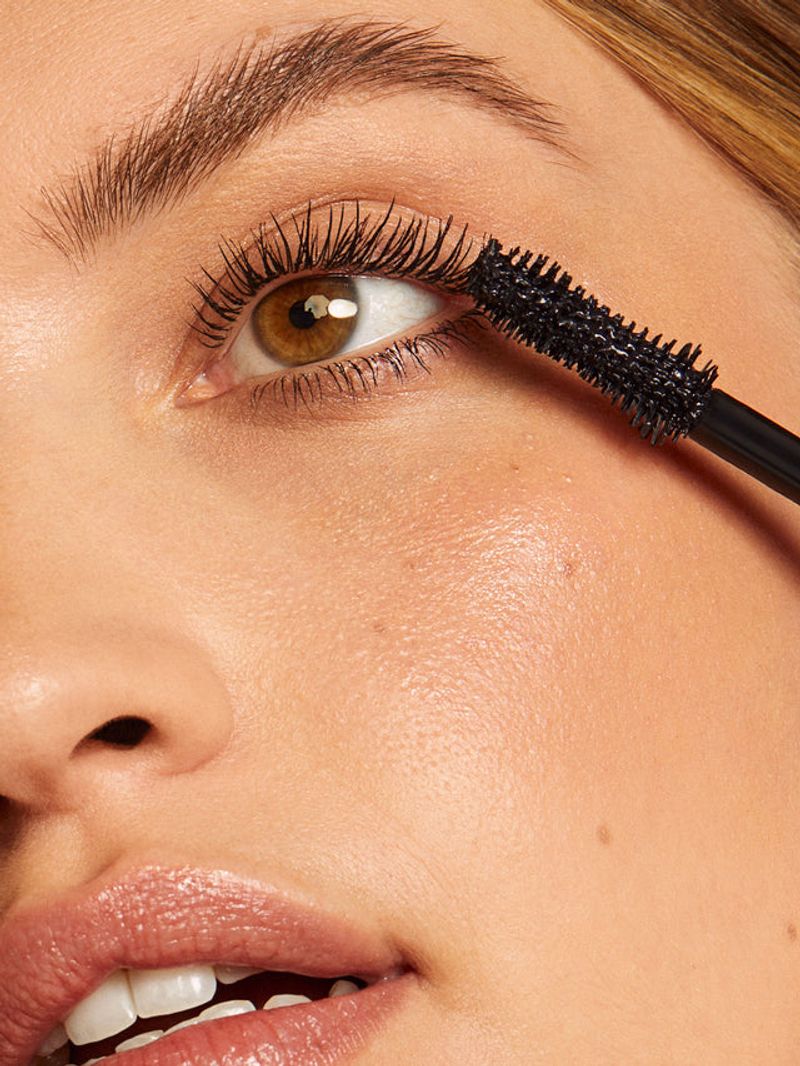 Volumizing Mascara