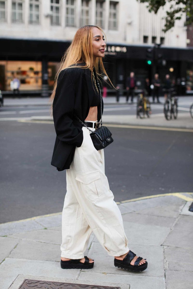 Feminine Blouse Contrast
