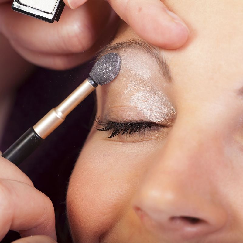 Shimmer Eyeshadow on Crepey Lids