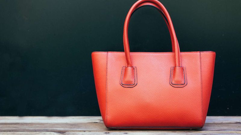 Structured Handbag With Compartments