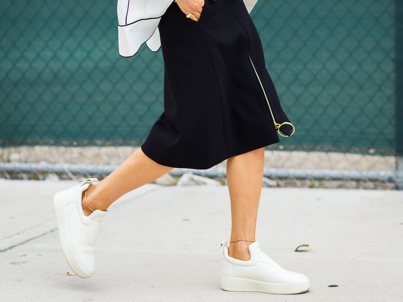 Minimalist Footwear That Balances Bold Clothes