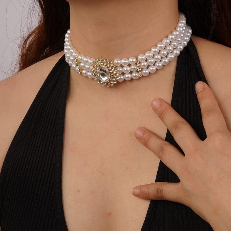 Pearl Collar Necklace