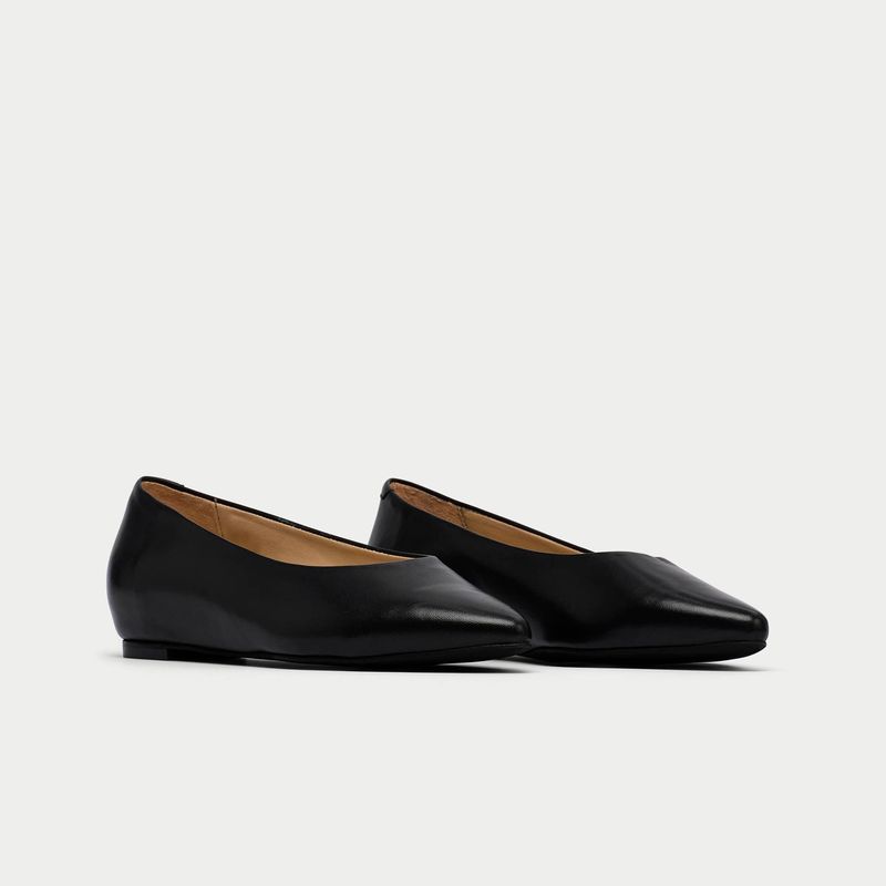 Pointed-Toe Flats With Hidden Lift