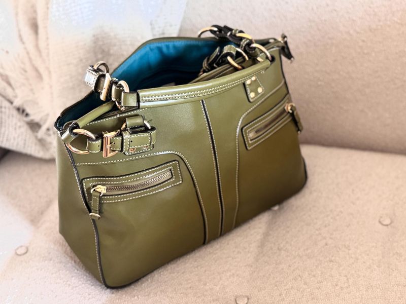 Handbags With Actual Functionality