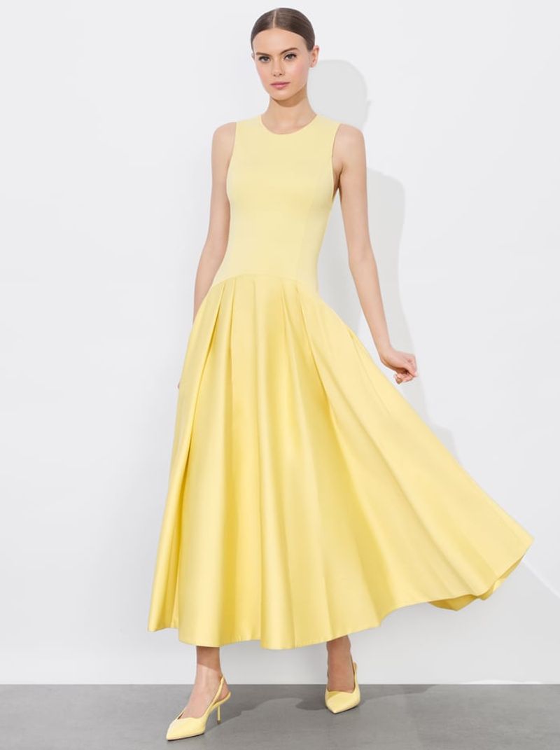 The Pleated Goddess