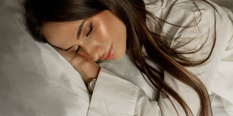 Silk Pillowcases Prevent Creases