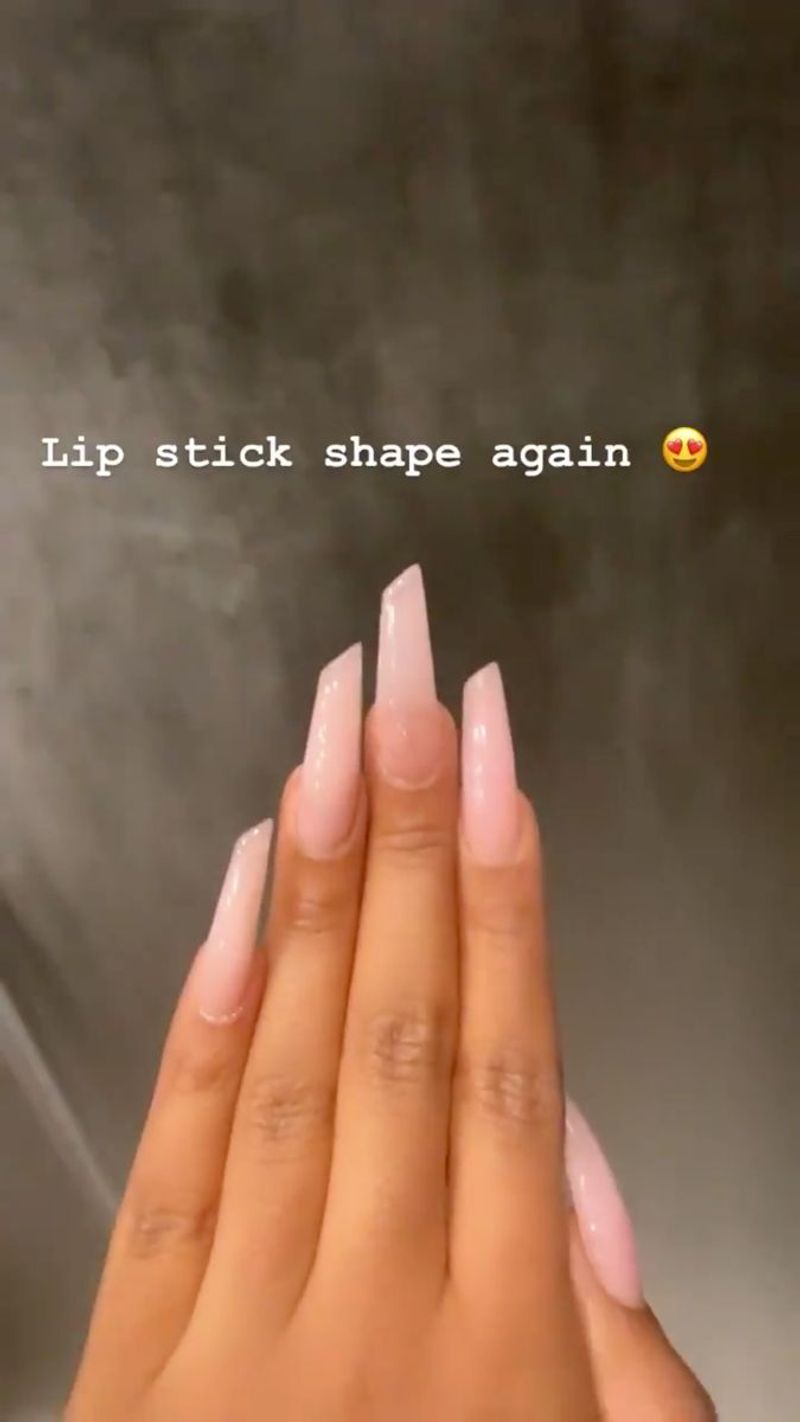 Lipstick-Shaped Tips