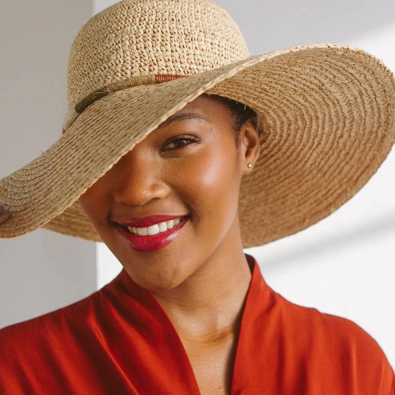 Elegant Wide-Brim Hat