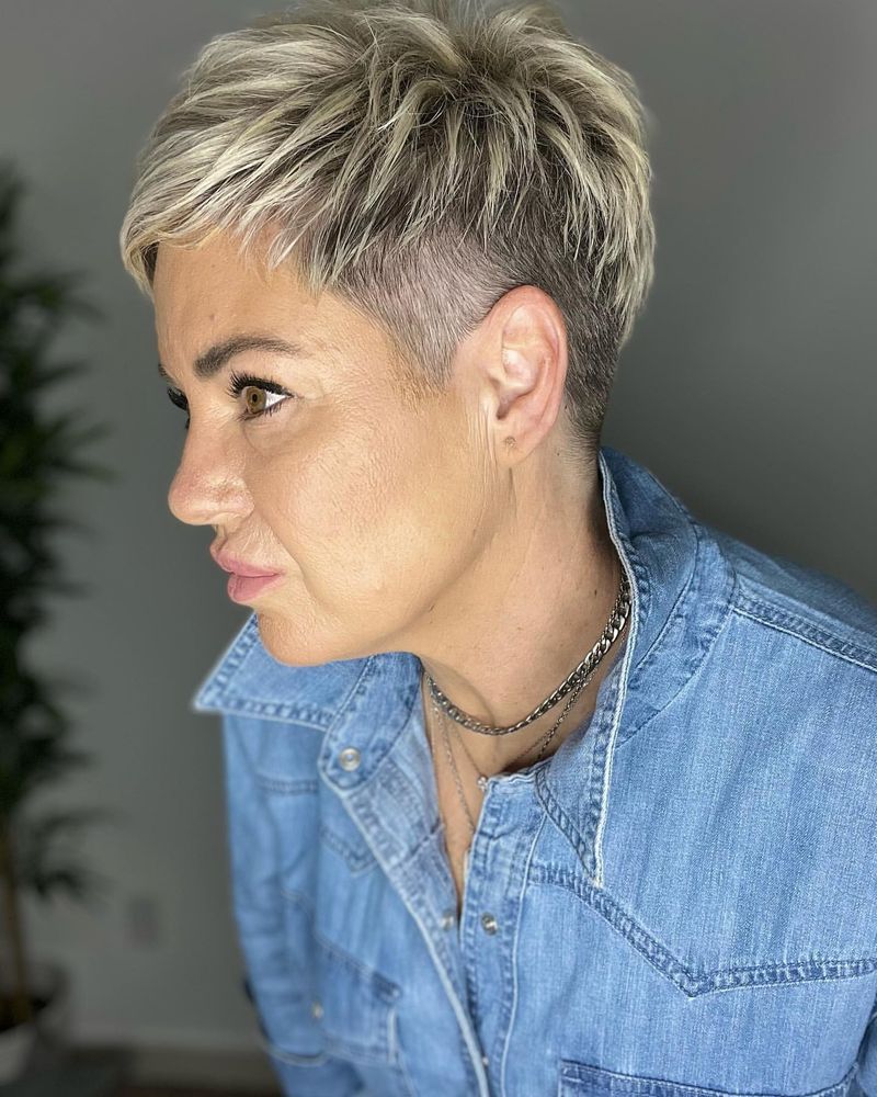 Pixie con corte bajo