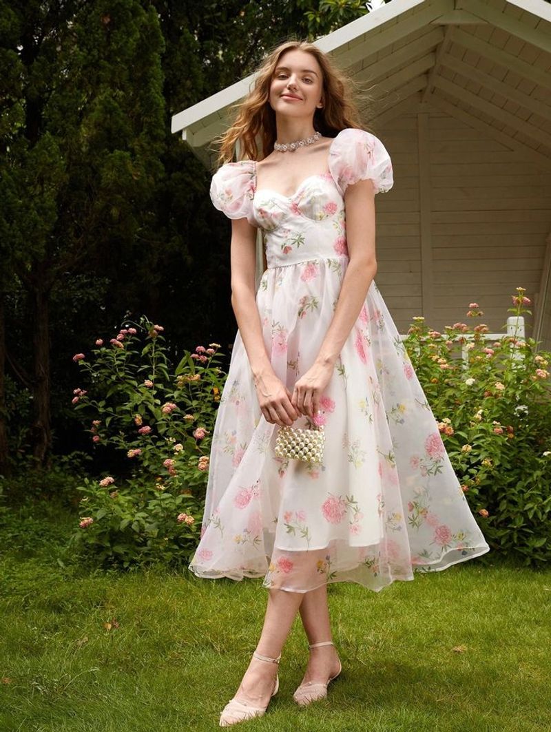 Romantic Puff-Sleeve Dress