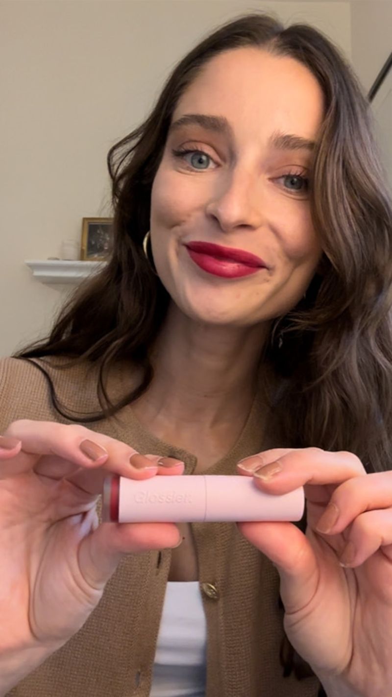 Bold Lipstick Power Move