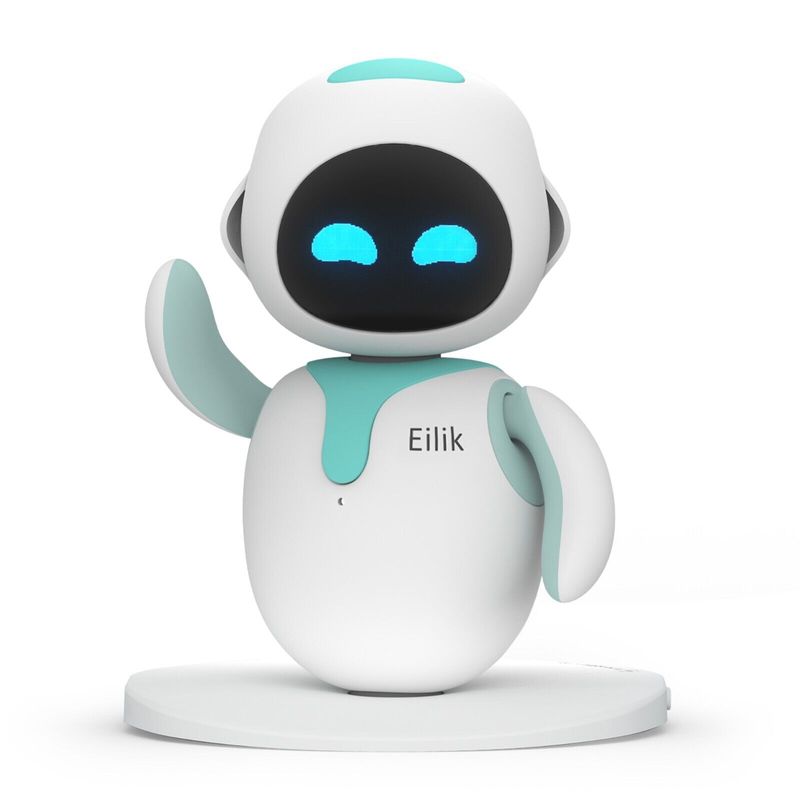 Personalized Bedtime Story Robot Companion