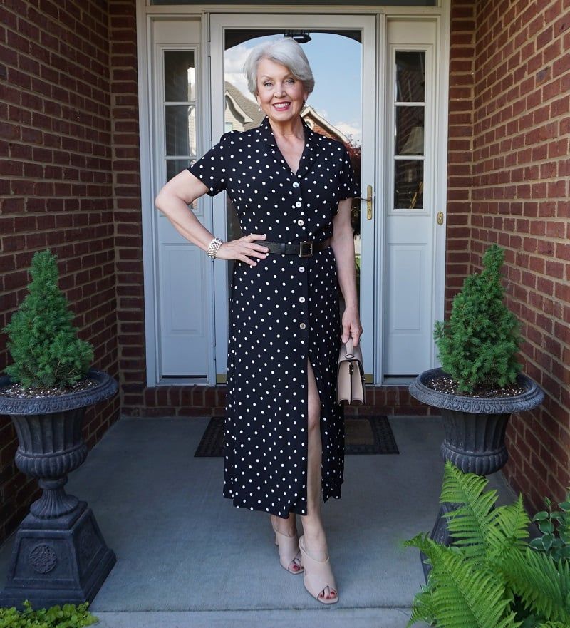 Split-Neck Simplicity