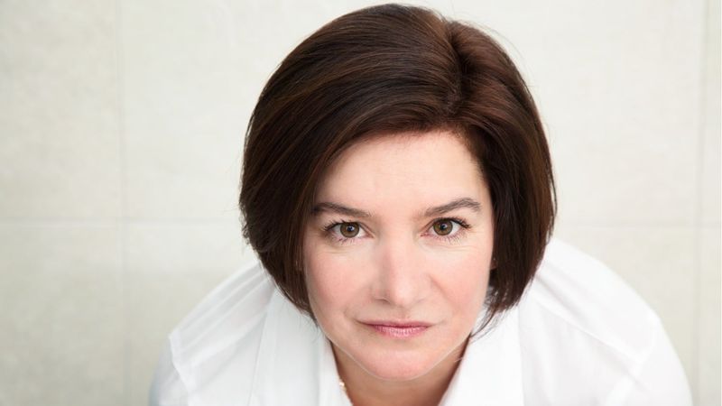 Layered Bob With Volume Crown