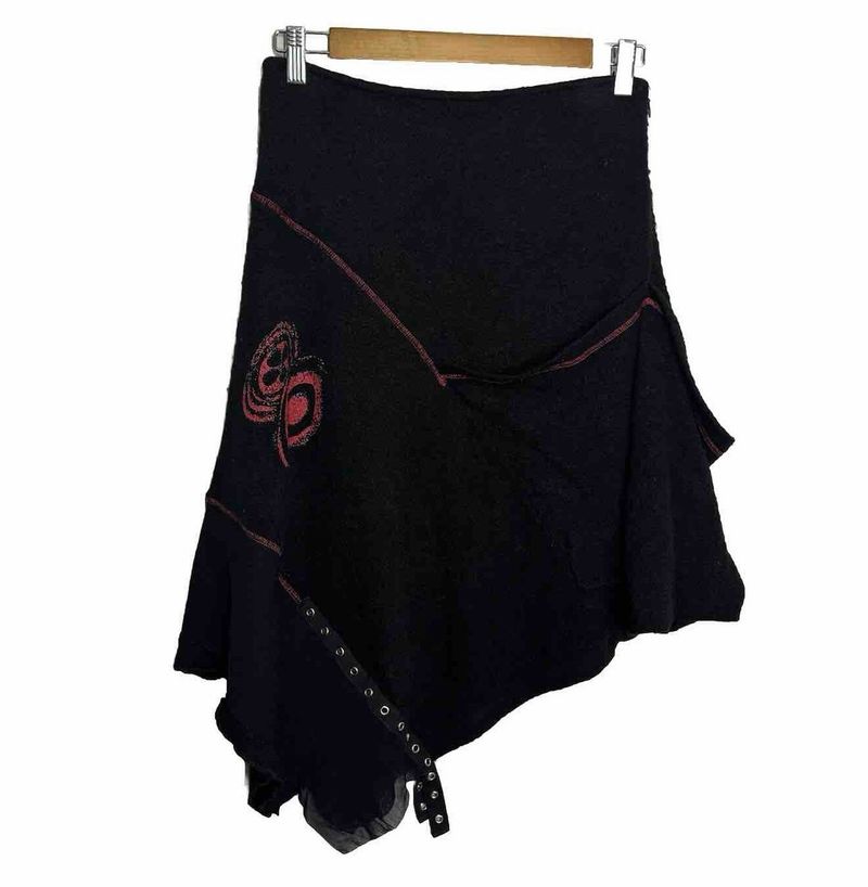 Asymmetrical Hem Statement