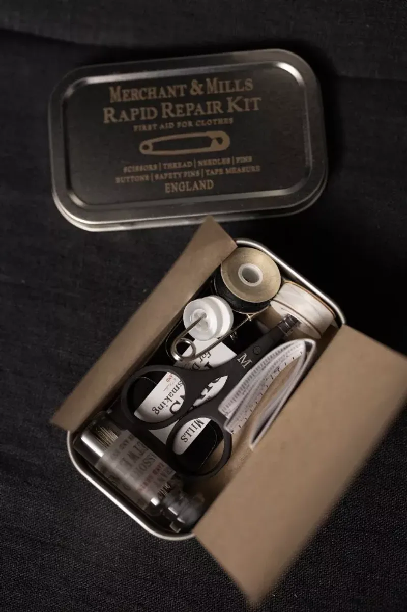Maintain a Fashion Emergency Kit