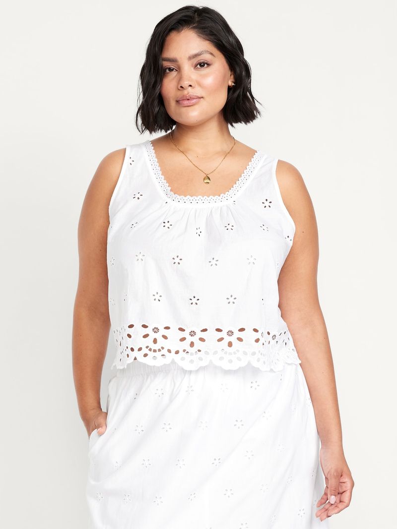 Scalloped Eyelet Shell