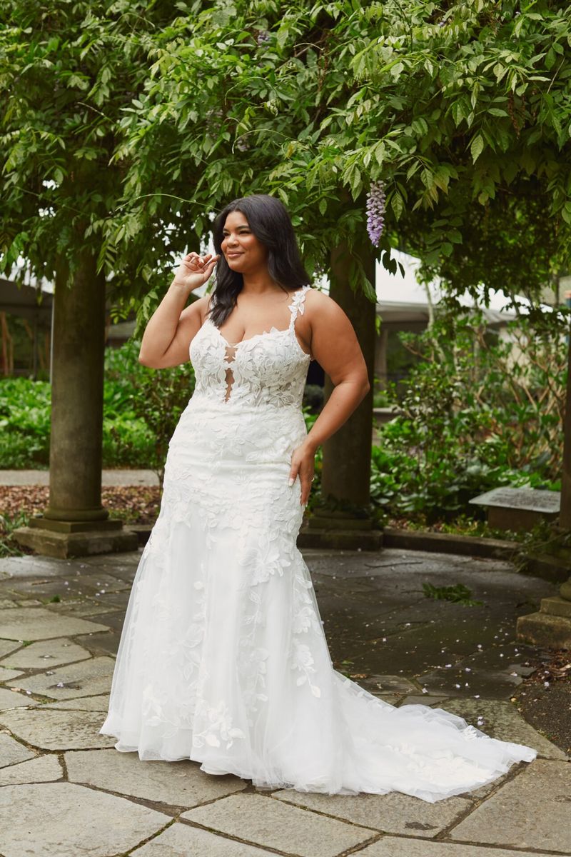 Romantic Lace Dress