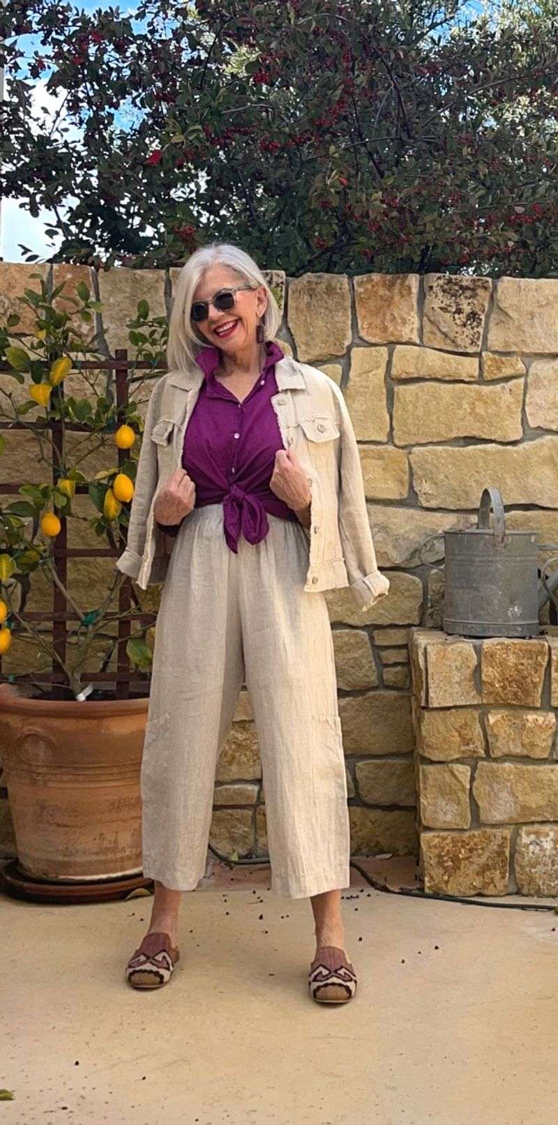 Boxy Linen Jacket with Slim Pants