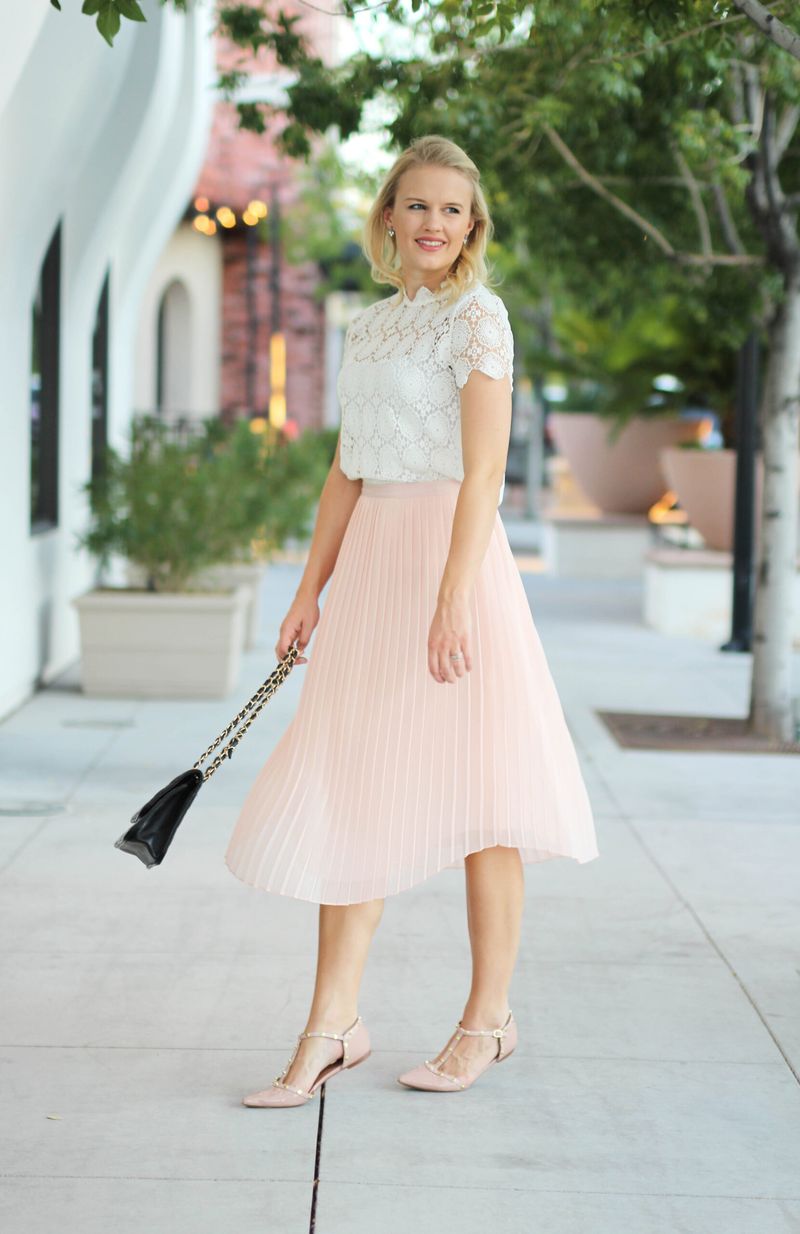 Feminine Pleated Skirt