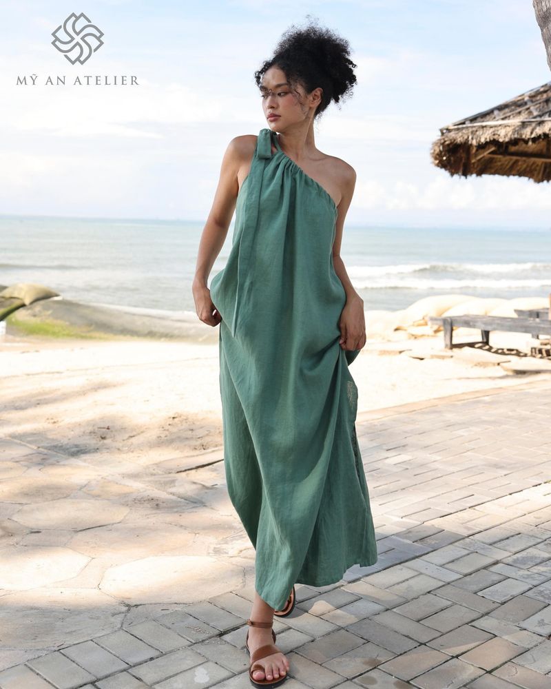 One-Shoulder Opulence