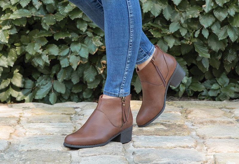 Ankle Boots With Low Heels