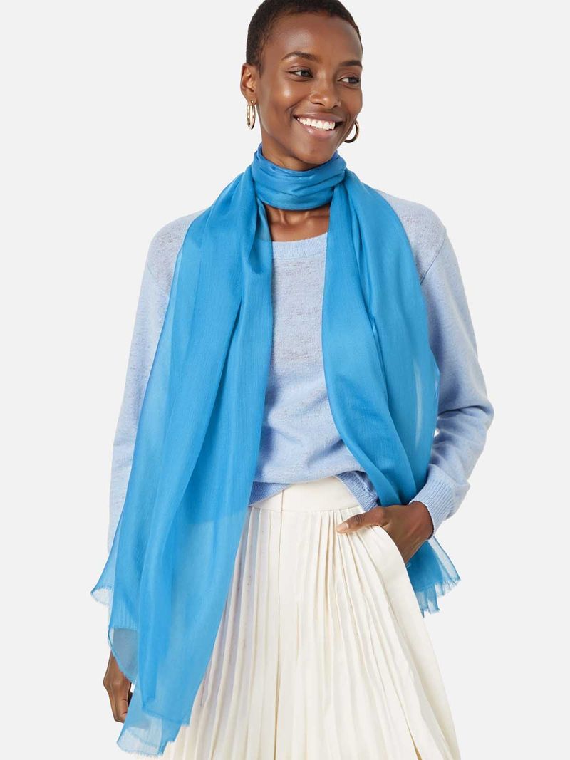Lightweight Scarf