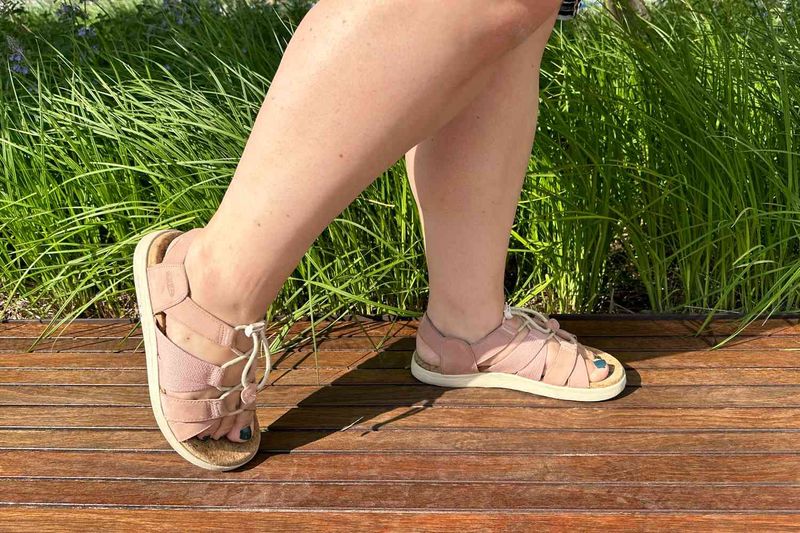 Ankle-Supporting Angels
